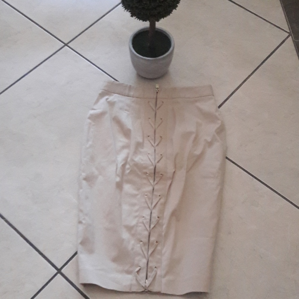 Body by Victoria midi skirt sz0